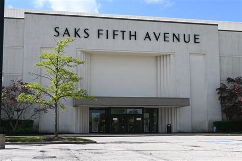 saks beachwood